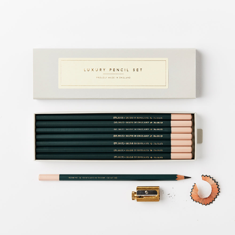 Katie Leamon Pencil Boxes  ✏︎ Katie Leamon ceruzák dobozban